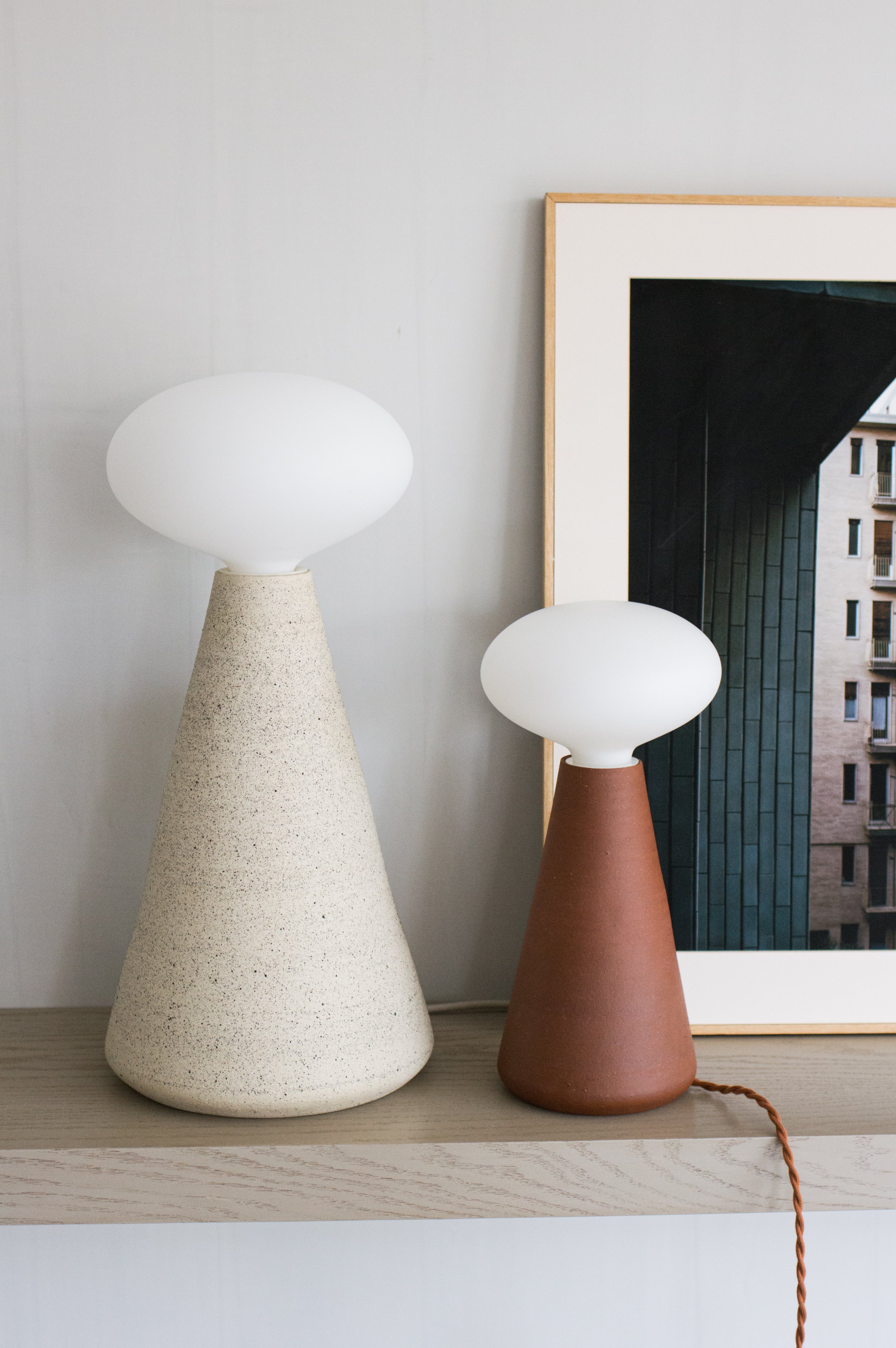 Tumma Lamp + Oval Bulb