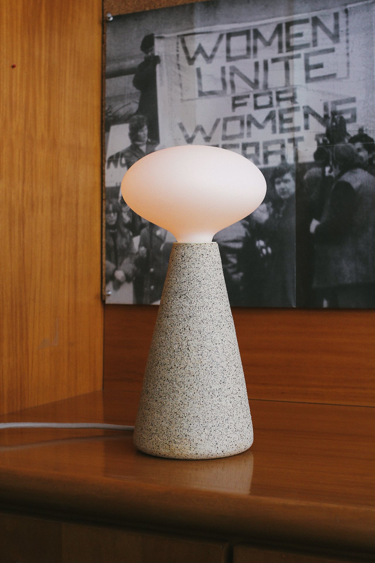 Tumma Lamp + Oval Bulb